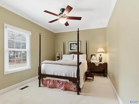 30 Cardinal Drive Guntersville AL 35976