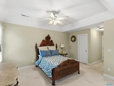 30 Cardinal Drive Guntersville AL 35976