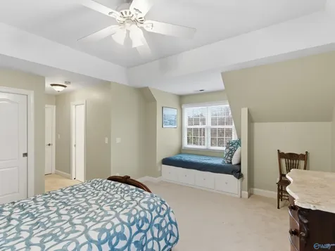 30 Cardinal Drive Guntersville AL 35976