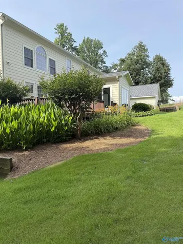 30 Cardinal Drive Guntersville AL 35976