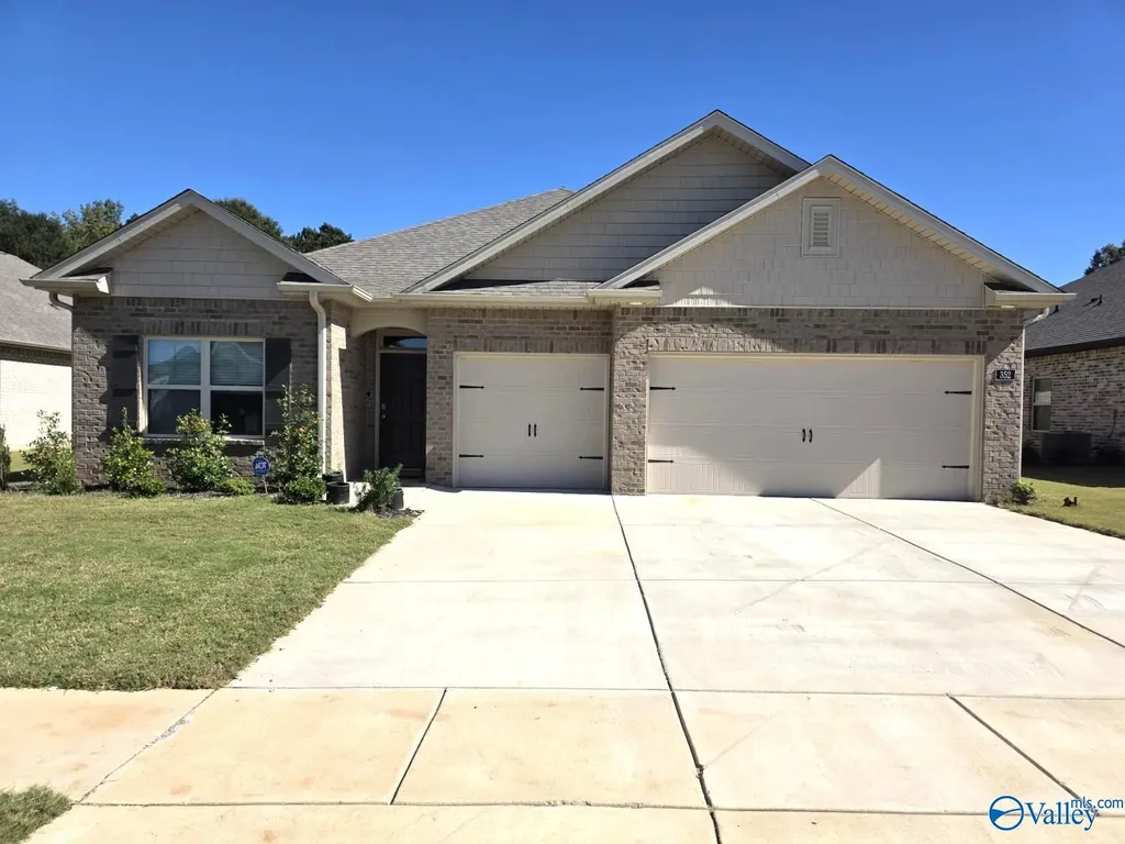 352 Castlepath Drive SW Madison AL 35756