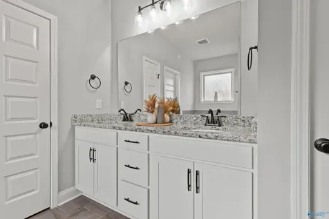 101 Midpark Drive Meridianville AL 35759
