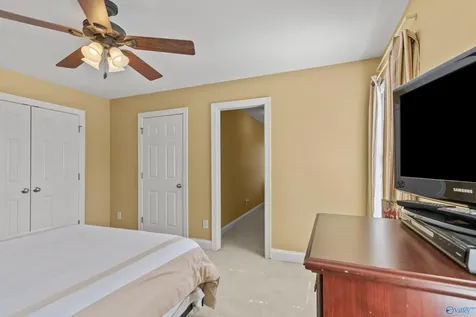 7106 Mossy Bank Trail Owens Cross Roads AL 35763