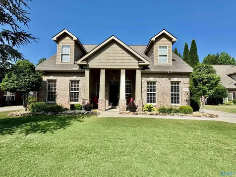 7106 Mossy Bank Trail Owens Cross Roads AL 35763