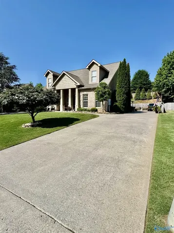 7106 Mossy Bank Trail Owens Cross Roads AL 35763