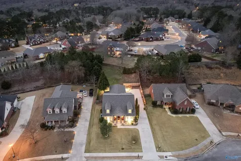 7106 Mossy Bank Trail Owens Cross Roads AL 35763