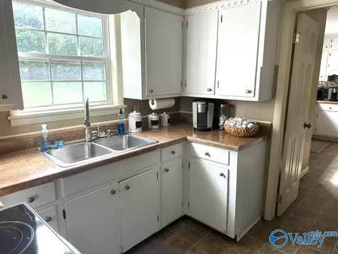 3500 Colonial Drive Guntersville AL 35976