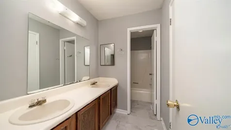331 Autumn Lane Madison AL 35758