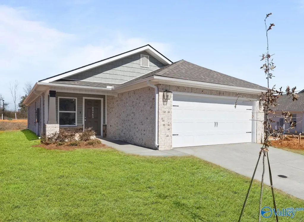 27988 Devvenshire Drive Harvest AL 35749
