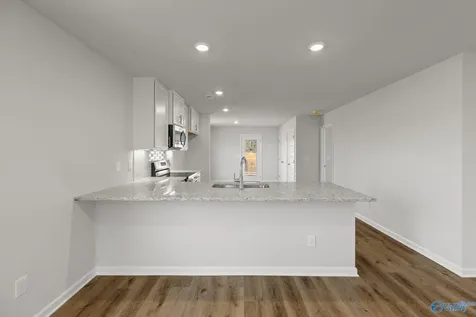 27988 Devvenshire Drive Harvest AL 35749