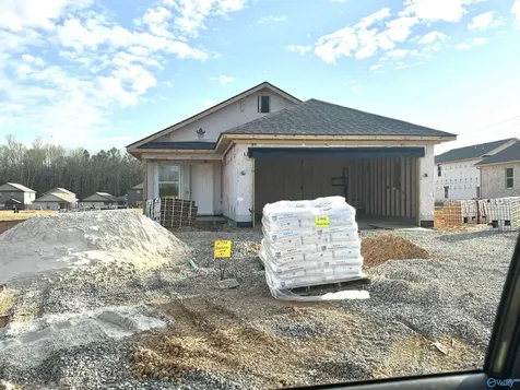 27988 Devvenshire Drive Harvest AL 35749