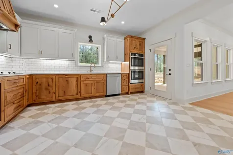 18836 Holt Road Athens AL 35613