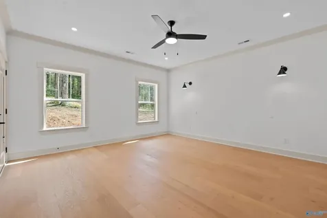 18836 Holt Road Athens AL 35613