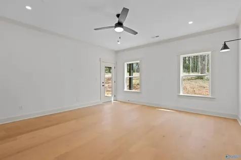 18836 Holt Road Athens AL 35613