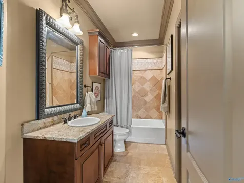 46 Mcmullen Lane SE Huntsville AL 35748