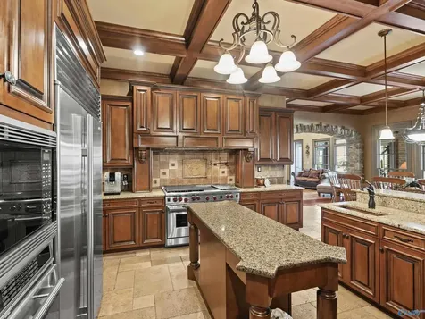 46 Mcmullen Lane SE Huntsville AL 35748