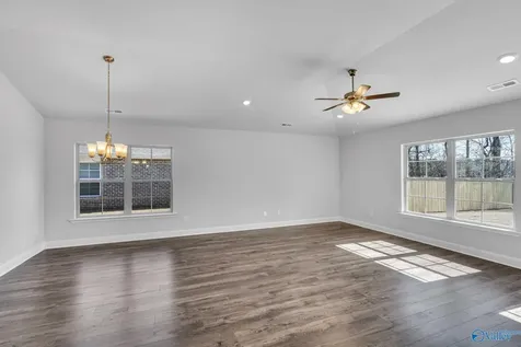 102 Sidney Ruth Drive New Market AL 35761
