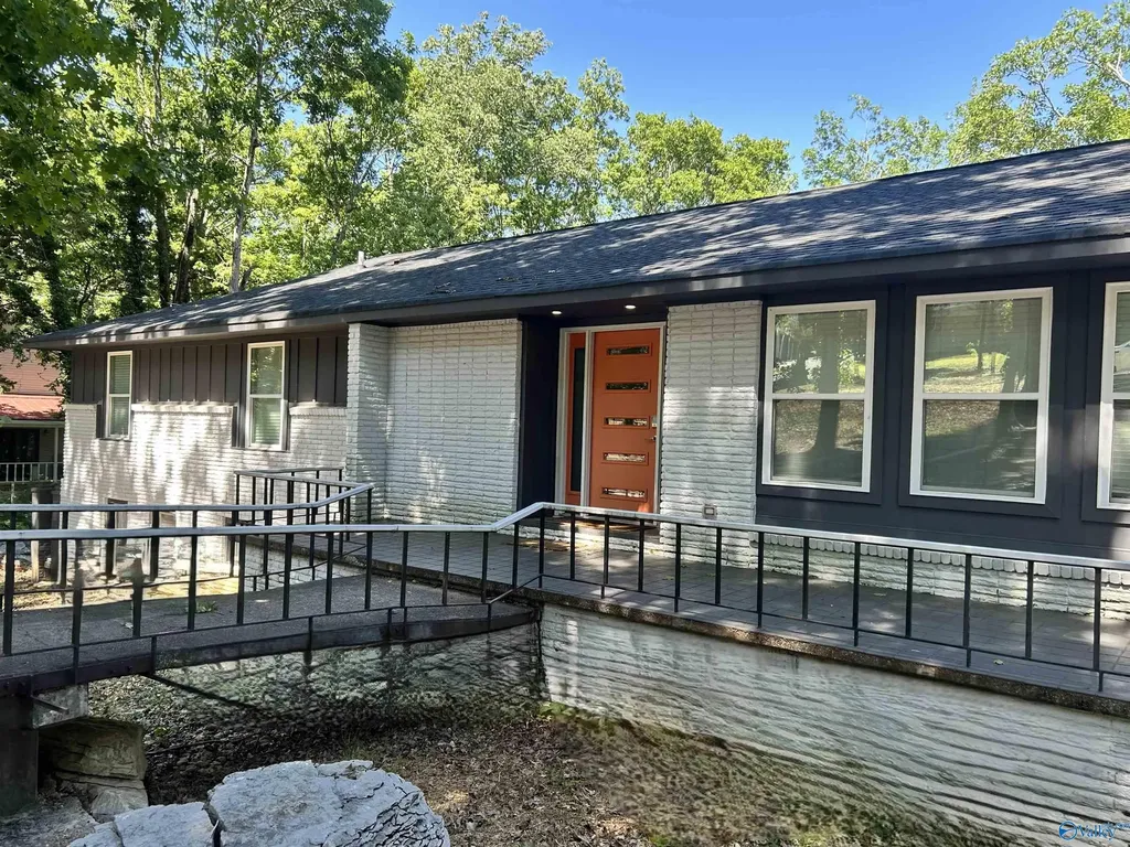2106 Apache Road Huntsville AL 35810