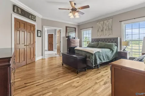 1821 Simpson Point Road Grant AL 35747