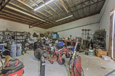 1821 Simpson Point Road Grant AL 35747