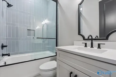178 Whistling Straits Way Guntersville AL 35976