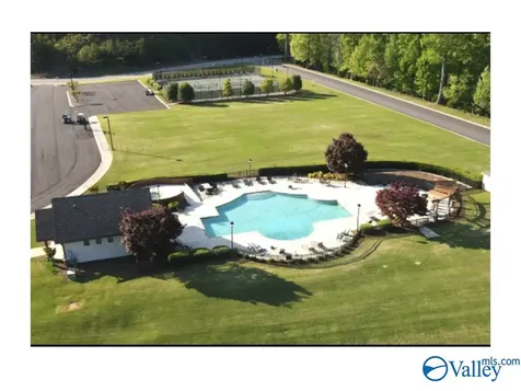 178 Whistling Straits Way Guntersville AL 35976