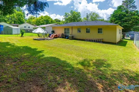 3208 Delia Lane NW Huntsville AL 35810