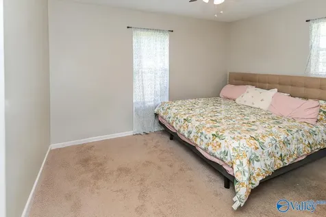 3208 Delia Lane NW Huntsville AL 35810