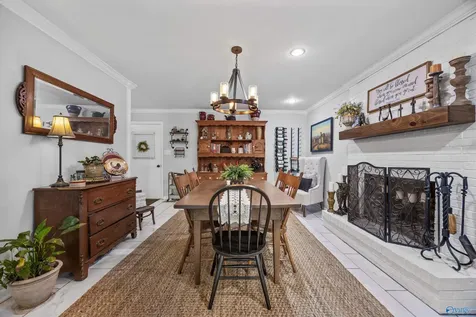 18 Sandra Lane Athens AL 35611