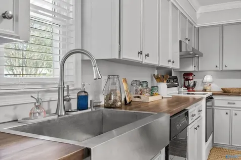 18 Sandra Lane Athens AL 35611