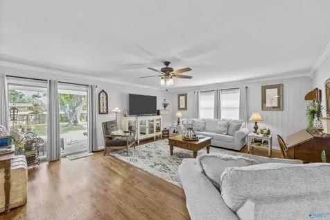 18 Sandra Lane Athens AL 35611