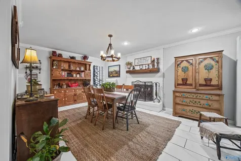 18 Sandra Lane Athens AL 35611