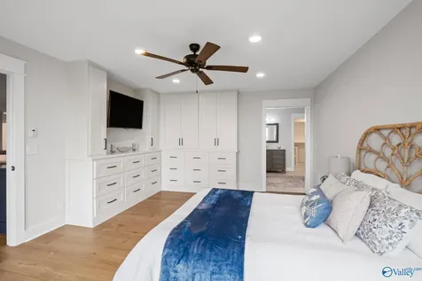 139 Summit Point Guntersville AL 35976