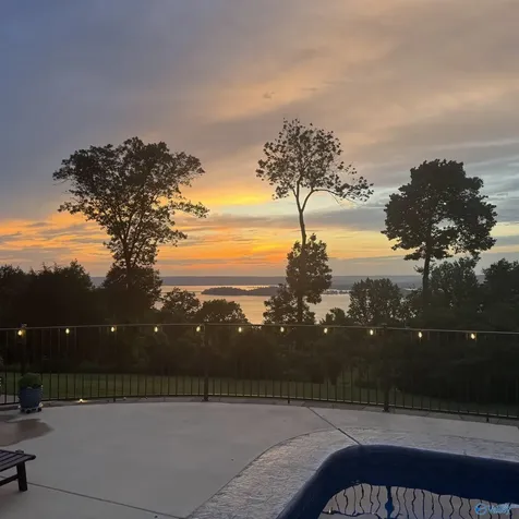 139 Summit Point Guntersville AL 35976