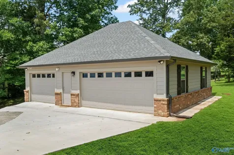 139 Summit Point Guntersville AL 35976