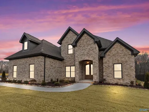 16178 Darby Drive Athens AL 35613