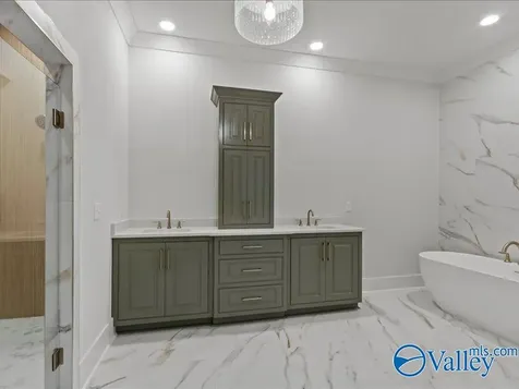 16178 Darby Drive Athens AL 35613