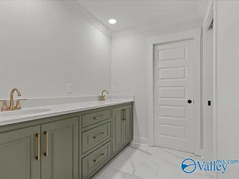 16178 Darby Drive Athens AL 35613