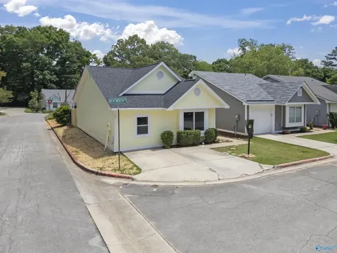 101 Bentworth Lane Madison AL 35758