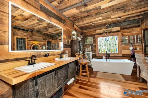 700 Kincaid Road Minor Hill TN 38473