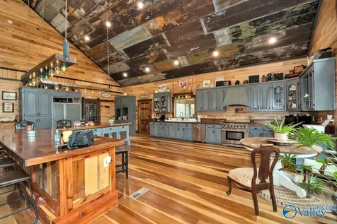 700 Kincaid Road Minor Hill TN 38473