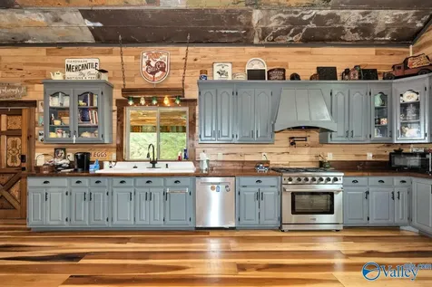 700 Kincaid Road Minor Hill TN 38473