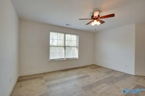 129 Bridge Crest Drive Harvest AL 35749