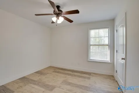 129 Bridge Crest Drive Harvest AL 35749