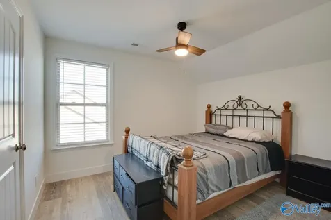 129 Bridge Crest Drive Harvest AL 35749