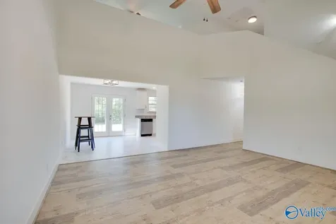 129 Bridge Crest Drive Harvest AL 35749
