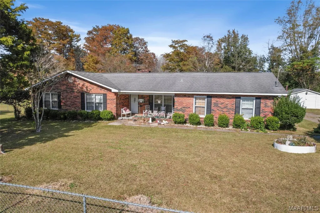 374 Taylor Road Dothan AL 36301
