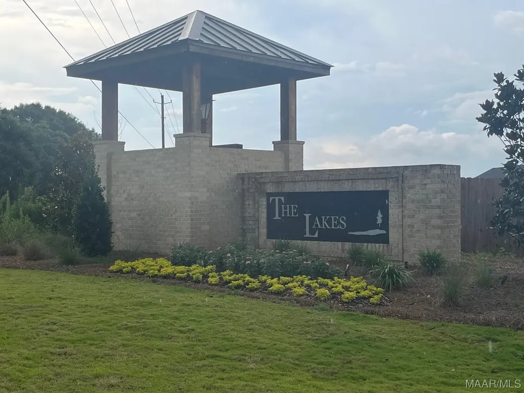 112 Davis Way Enterprise AL 36330