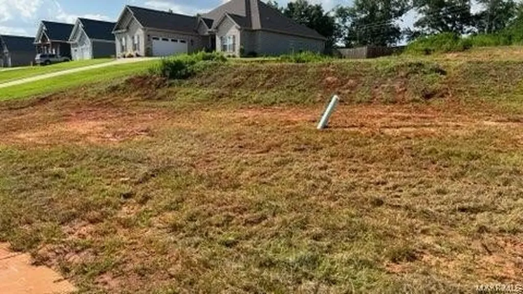 112 Davis Way Enterprise AL 36330