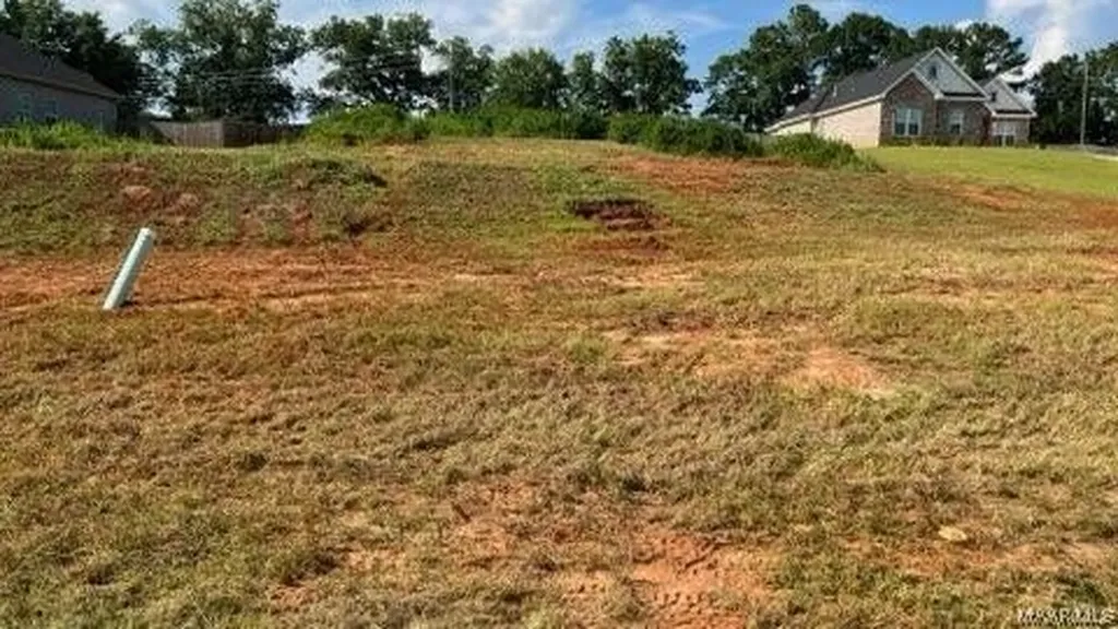 112 Davis Way Enterprise AL 36330